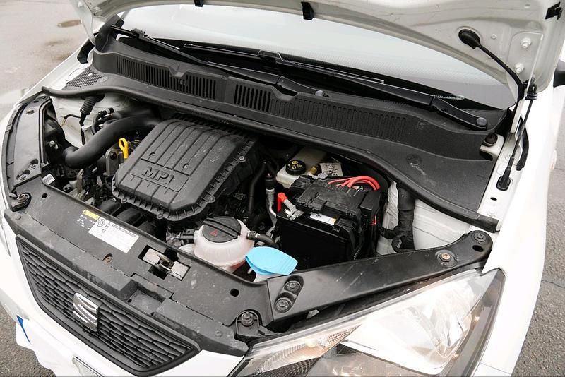 Gebraucht Seat Mii Chic 75 PS (55 kW) 2015 Weiß Kleinwagen