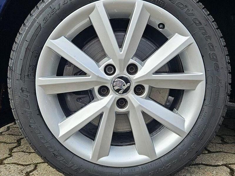 Gebraucht Skoda Rapid Joy 2016 Blau Kleinwagen