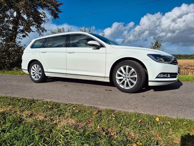Gebraucht VW Passat Highline 150 PS (110 kW) 2016 Weiß Kombi