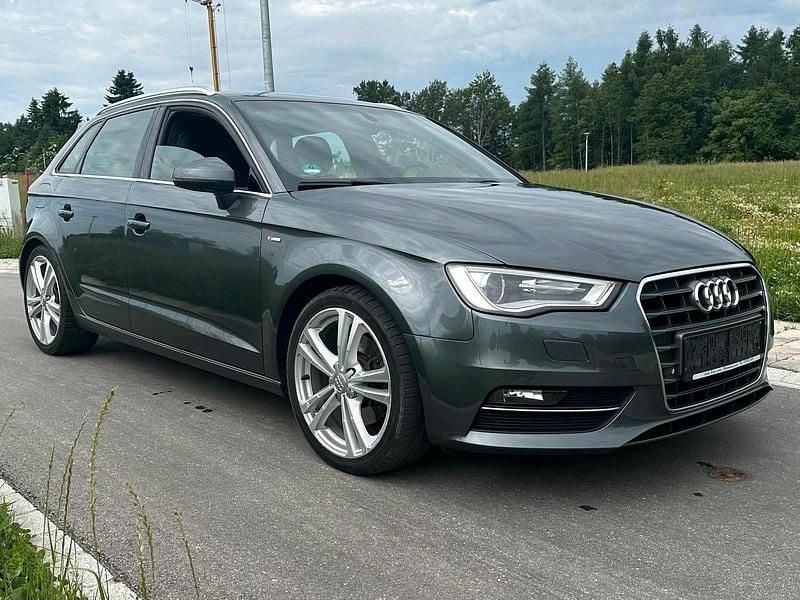 Gebraucht Audi A3 S-Line 180 PS (132 kW) 2015 Grau Limousine