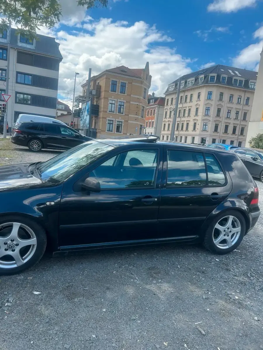 Gebraucht VW Golf IV 110 PS (80 kW) 2000 Schwarz Limousine