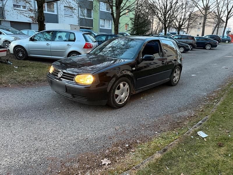 Gebraucht VW Golf IV 116 PS (85 kW) 2003 Blau Limousine