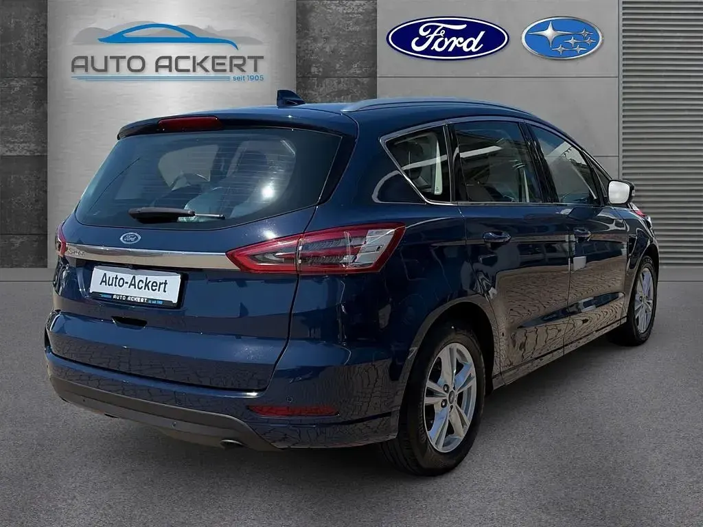 Gebraucht Ford S-MAX Titanium 150 PS (110 kW) 2020 Blau Van / Kleinbus