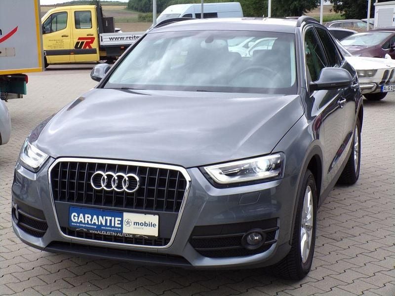 Grau Gebraucht 2013 Audi Q3 Sport SUV | 12.990 € (Fairer Preis) - Bild 1/4