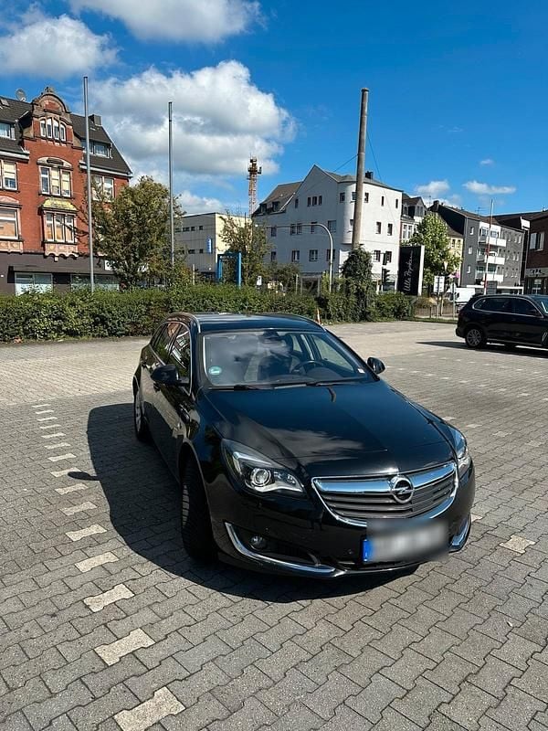 Schwarz Gebraucht 2016 Opel Insignia Kombi | 3.500 € - Bild 1/4