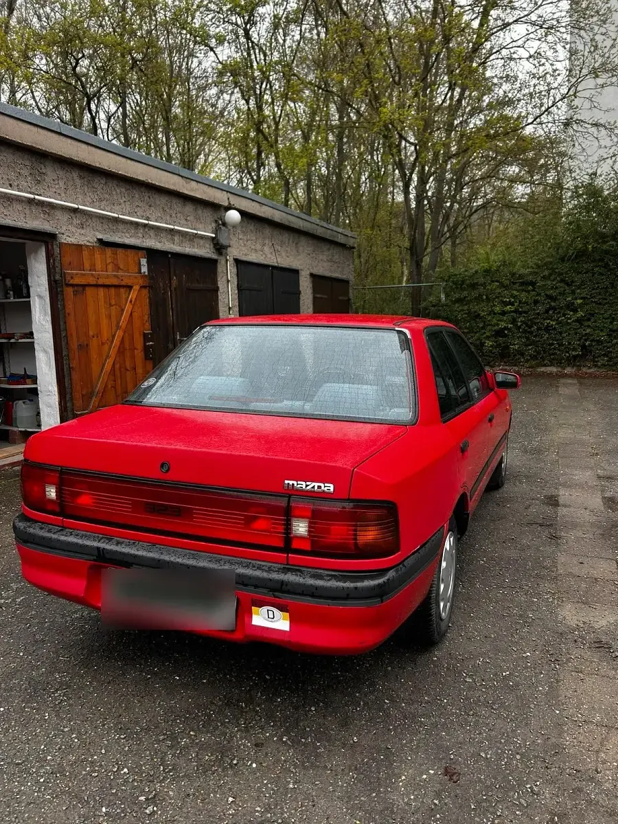 Gebraucht Mazda 626 88 PS (64 kW) 1993 Rot Limousine