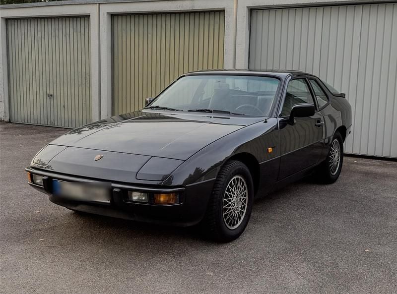 Schwarz Gebraucht 1982 Porsche 924 Coupé | 19.900 € - Bild 1/4