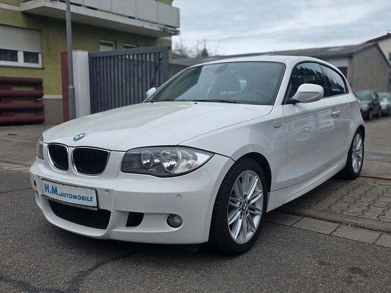 Gebraucht BMW 120 Advantage 177 PS (130 kW) 2010 Weiß Kleinwagen