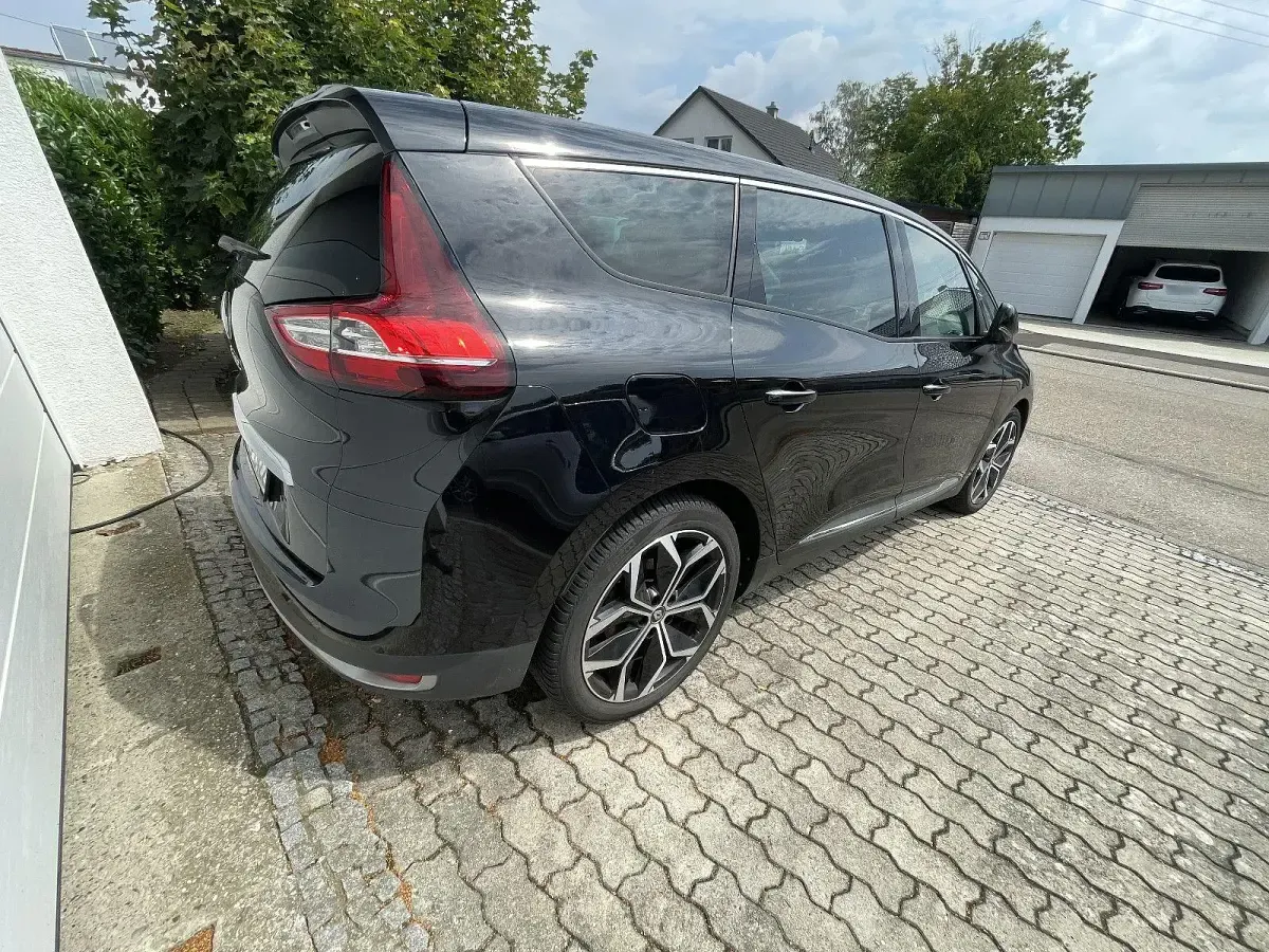 Gebraucht Renault Grand Scénic IV Intens 140 PS (102 kW) 2021 Schwarz Van / Kleinbus