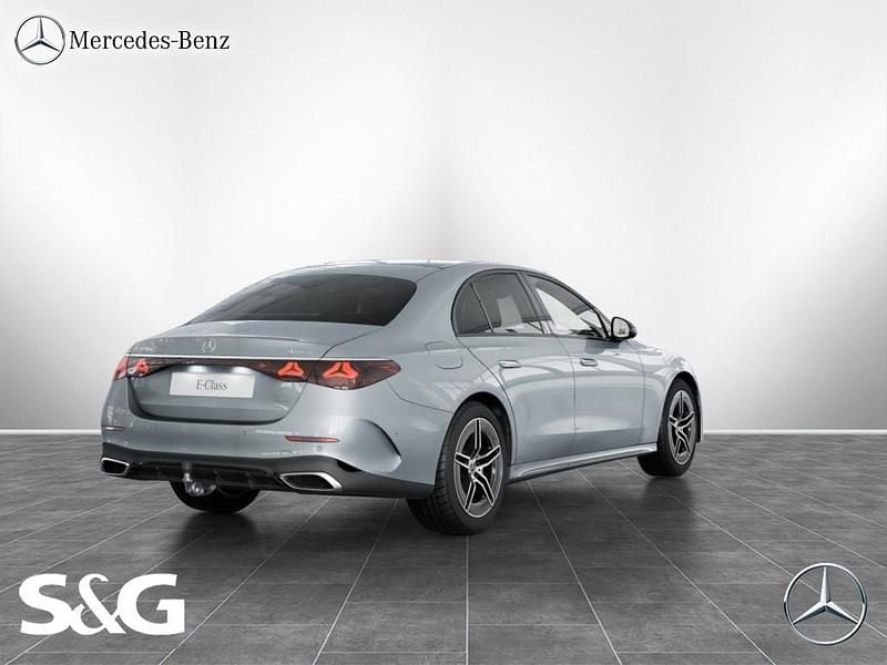 Gebraucht Mercedes E220 AMG 197 PS (144 kW) 2026 Metalliclack hightechsilber Limousine