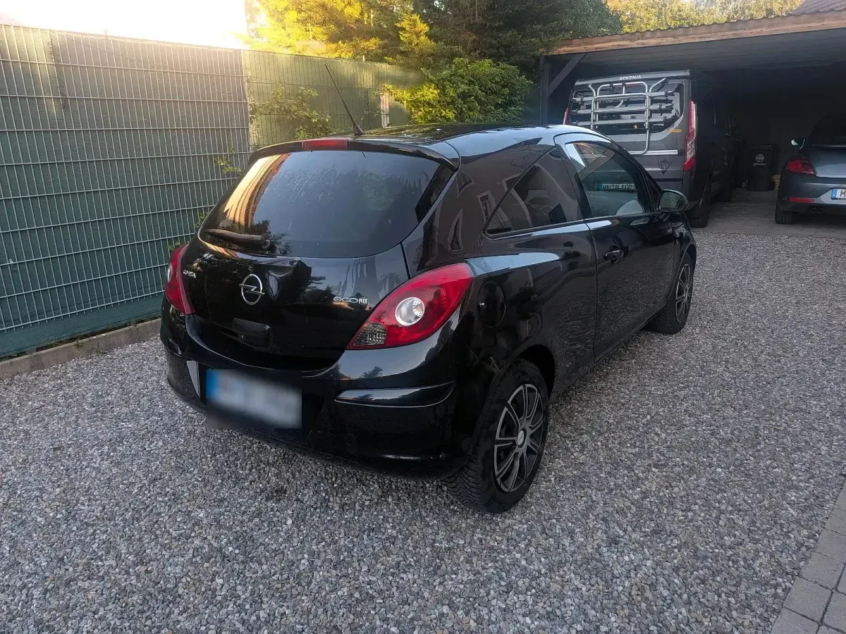 Gebraucht Opel Corsa 69 PS (50 kW) 2010 Schwarz Kleinwagen