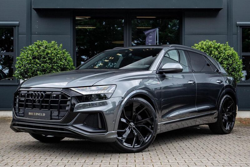Grau Gebraucht 2021 Audi Q8 Proline SUV | 58.500 € (Fairer Preis) - Bild 1/4