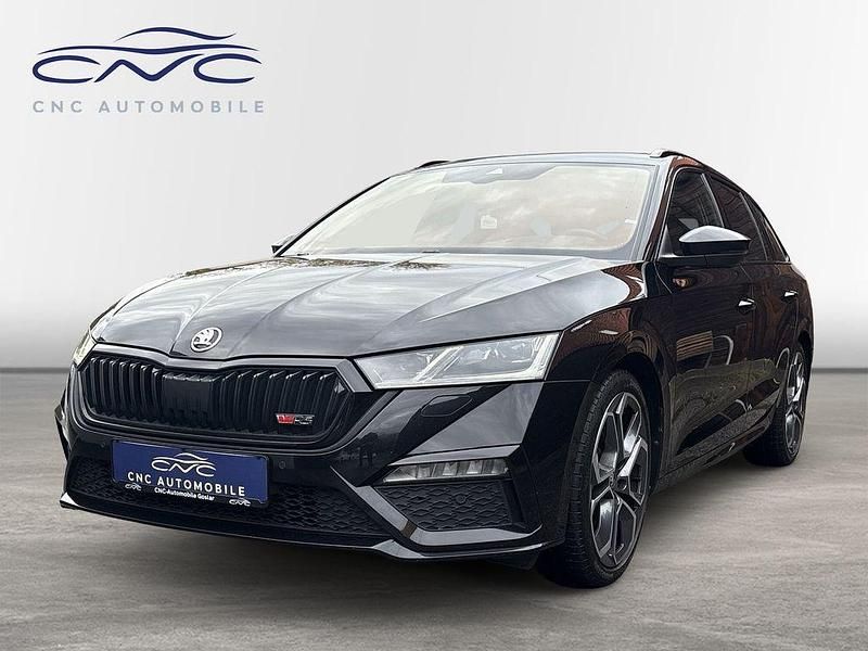 Schwarz Gebraucht 2023 Skoda Octavia RS Kombi | 30.990 € (Etwas zu teuer) - Bild 1/4