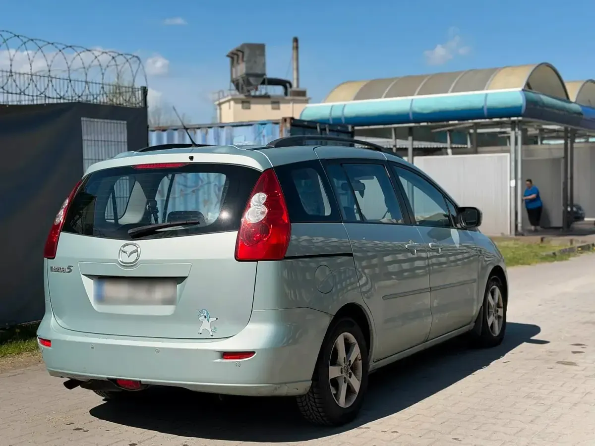 Gebraucht Mazda 5 143 PS (105 kW) 2006 Silber Van / Kleinbus
