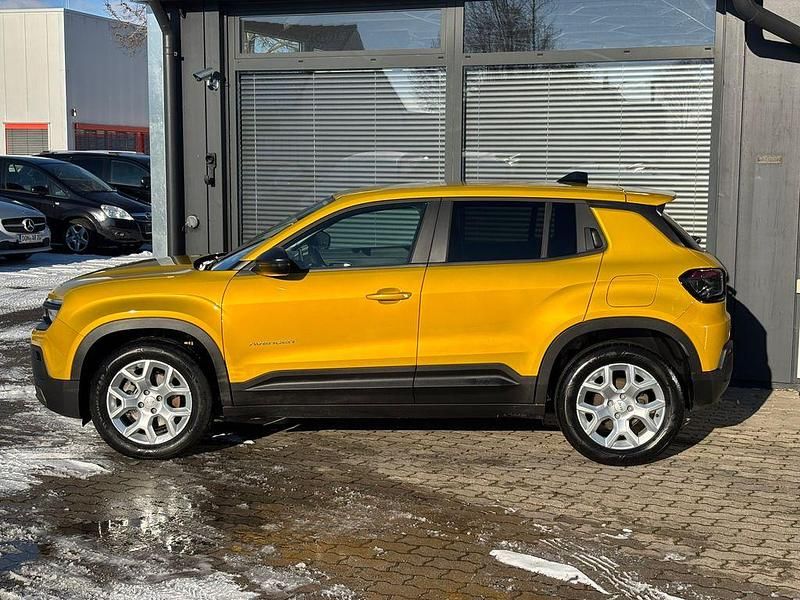 Gebraucht Jeep Avenger EV Longitude 114 kW (156 PS) 2023 Sun yellow (metallic) SUV