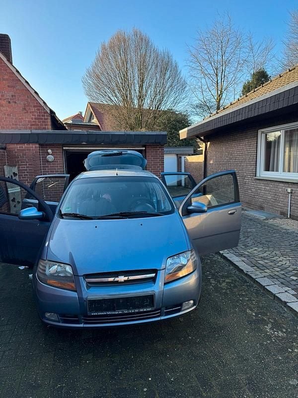 Blau Gebraucht 2008 Chevrolet Kalos Kleinwagen | 1.500 € - Bild 1/4