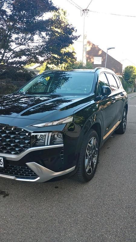 Schwarz Gebraucht 2024 Hyundai Santa Fe SUV | 38.700 € - Bild 1/4