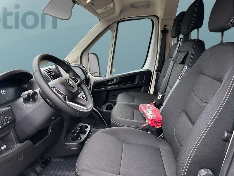 Gebraucht Opel Movano 140 PS (102 kW) 2025 Weiß Van / Kleinbus