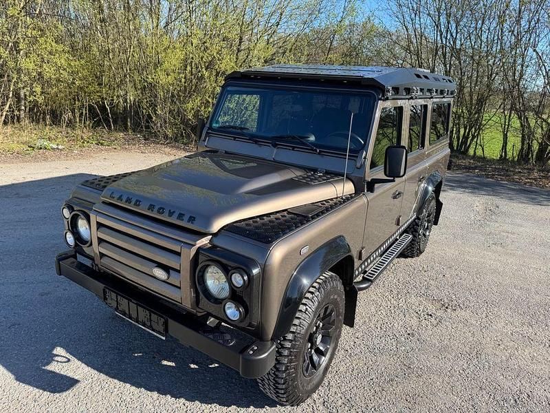 Gebraucht Land Rover Defender 122 PS (89 kW) 2012 Braun Kombi