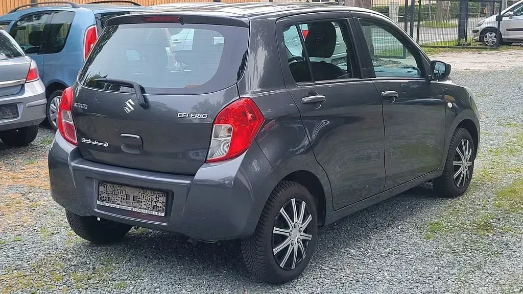 Gebraucht Suzuki Celerio Comfort 68 PS (50 kW) 2015 Grau Kleinwagen
