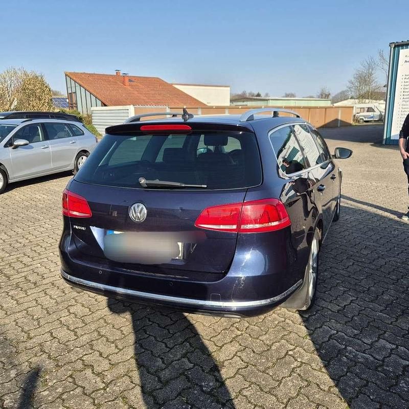 Gebraucht VW Passat Highline 140 PS (102 kW) 2010 Kombi