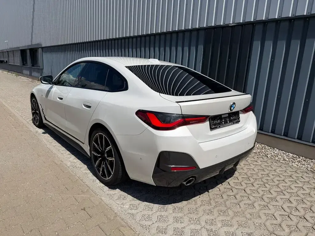 Gebraucht BMW 420 Coupé M Sport 190 PS (139 kW) 2024 Mineralweiss Coupé