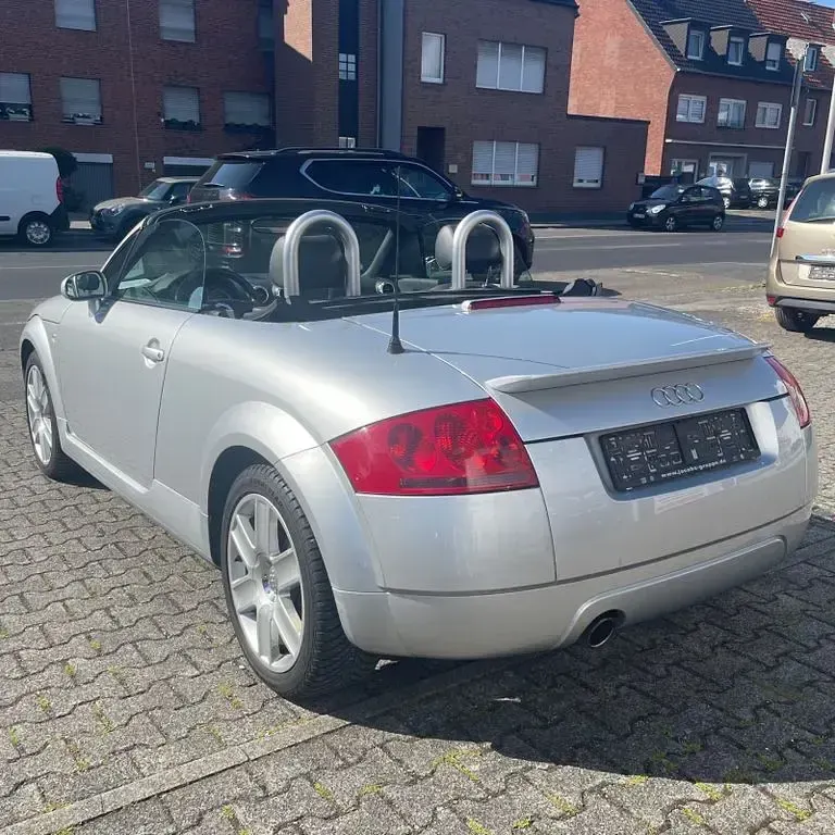 Gebraucht Audi TT Roadster Sport 163 PS (119 kW) 2006 Silber Cabrio