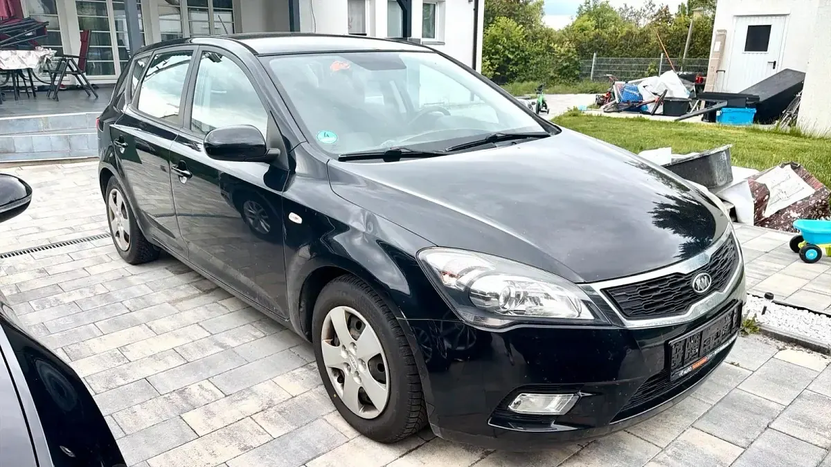 Occasion Kia Ceed 116 ch (85 kW) 2011 Noir Citadine