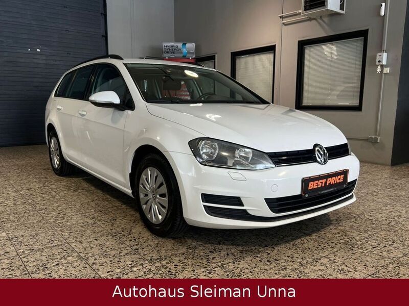 Weiß Gebraucht 2014 VW Golf VII Trendline Kombi | 5.990 € (Fairer Preis) - Bild 1/4