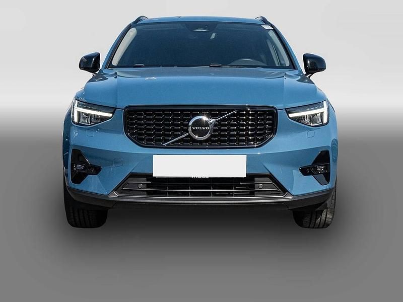 Gebraucht Volvo XC40 Plus 163 PS (119 kW) 2024 Blau SUV