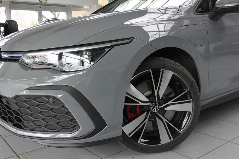 Gebraucht VW Golf VIII GTE 150 PS (110 kW) 2022 Grau Limousine