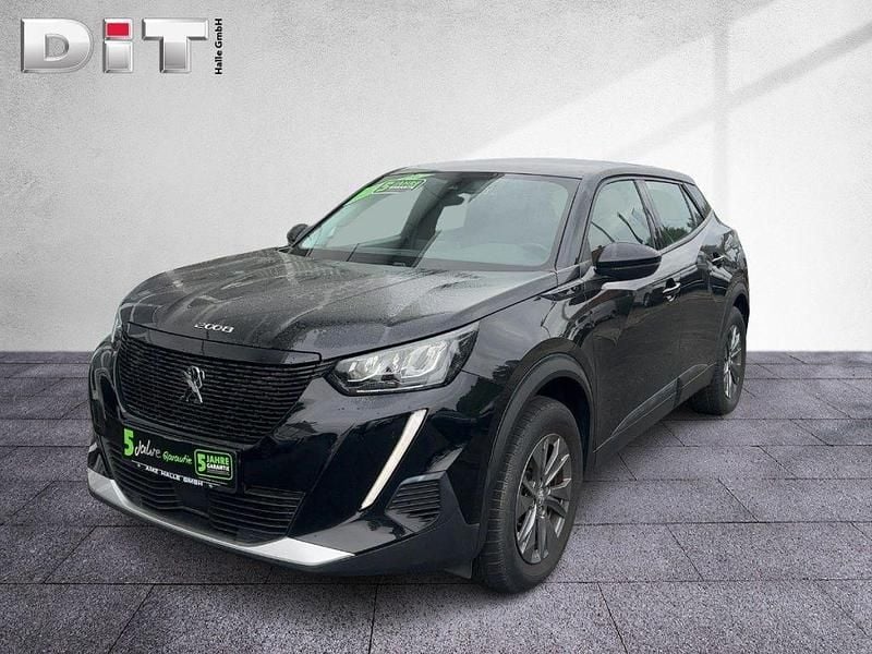 Onyx schwarz Gebraucht 2020 Peugeot e-2008 Active SUV | 13.490 € (Superpreis) - Bild 1/4