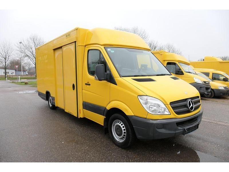 Gelb Gebraucht 2010 Mercedes Sprinter Van | 11.305 € (Guter Preis) - Bild 1/3