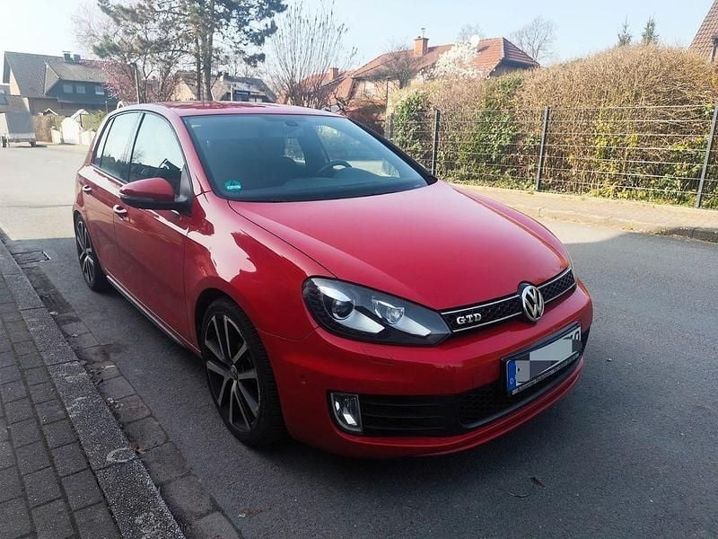 Gebraucht VW Golf VI GTD 170 PS (125 kW) 2011 Rot Kleinwagen