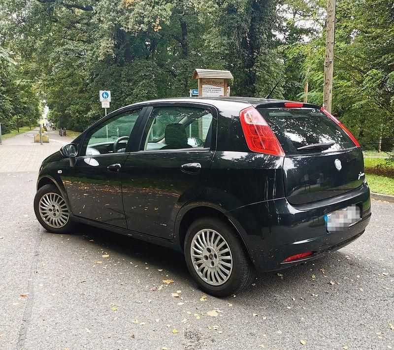 Schwarz Gebraucht 2008 Fiat Punto Dynamic Kleinwagen | 800 € (Superpreis) - Bild 1/4