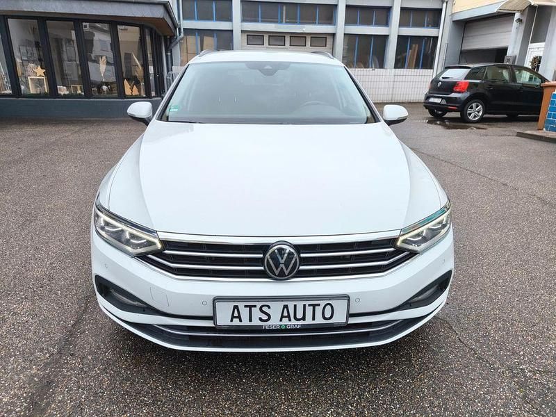 Gebraucht VW Passat 200 PS (147 kW) 2021 Weiß Limousine