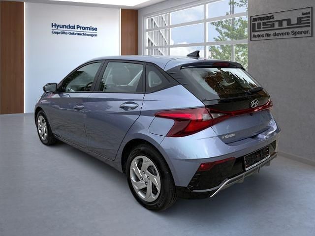 Gebraucht Hyundai i20 Essential 101 PS (74 kW) 2024 Grau Kleinwagen
