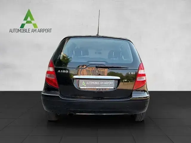 Gebraucht Mercedes A180 109 PS (80 kW) 2005 Schwarz Limousine