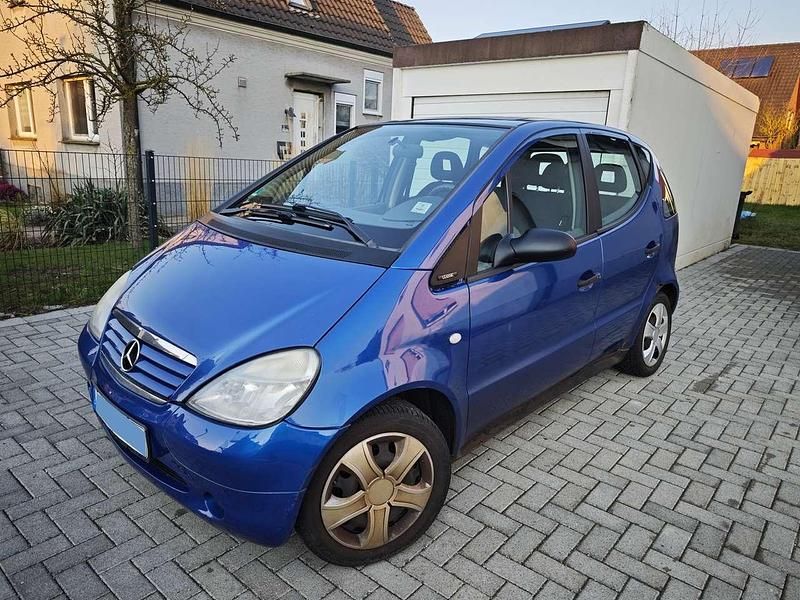 Gebraucht Mercedes A160 Classic 102 PS (75 kW) 1998 Blau Limousine