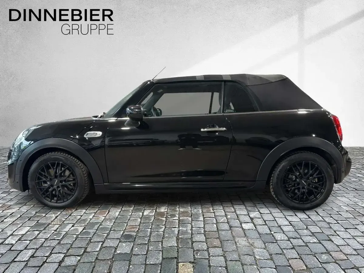 Gebraucht Mini Cooper S Cabriolet 178 PS (130 kW) 2021 Schwarz (metallic) Cabrio