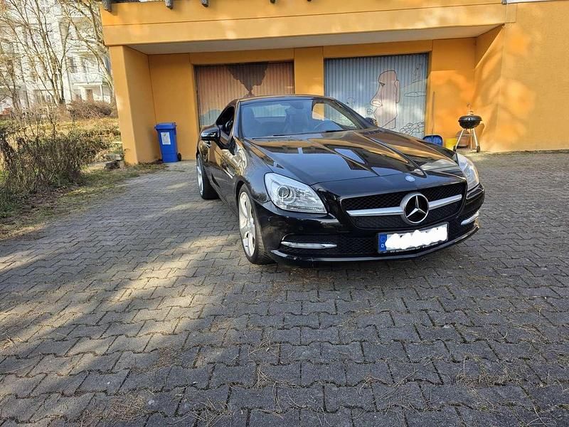 Gebraucht Mercedes SLK200 184 PS (135 kW) 2014 Schwarz Cabrio