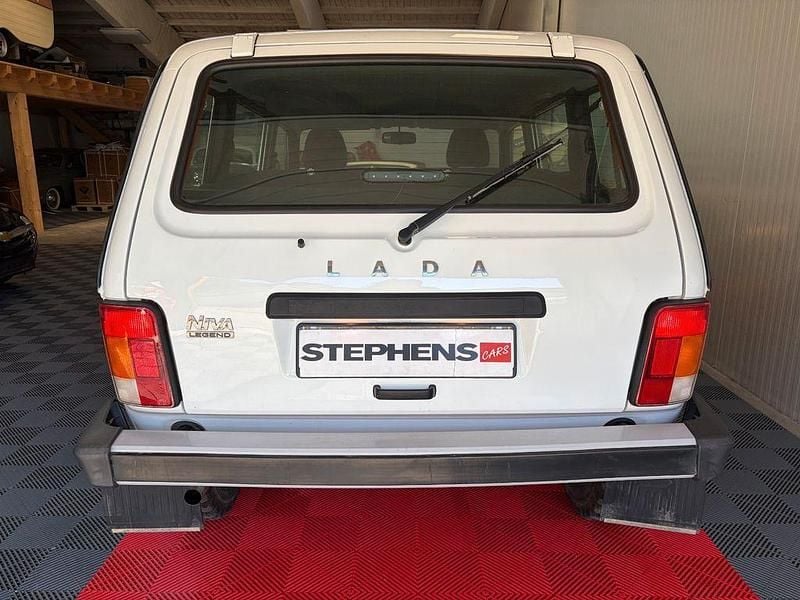Gebraucht Lada Taiga 83 PS (61 kW) 2022 Weiß SUV