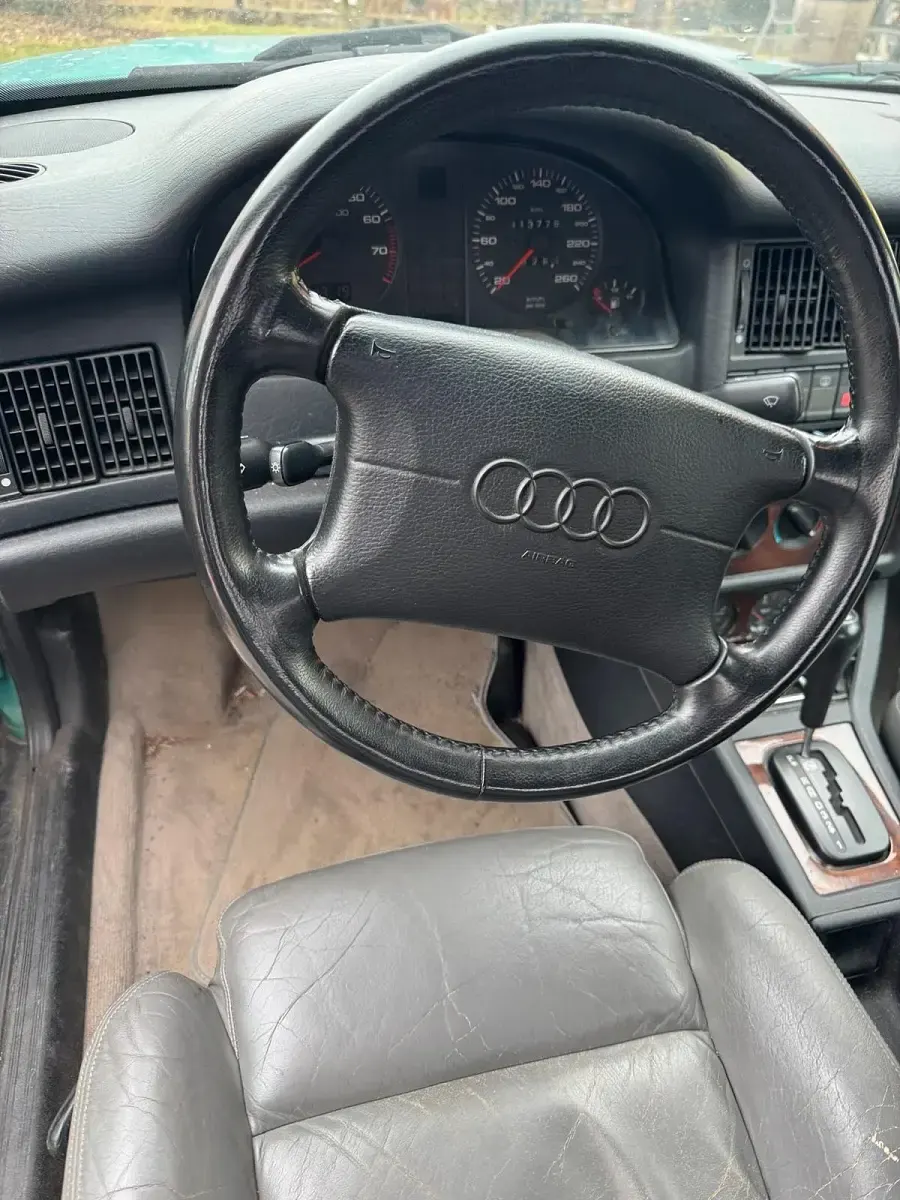 Gebraucht Audi 100 174 PS (127 kW) 1995 Andere farben Cabrio