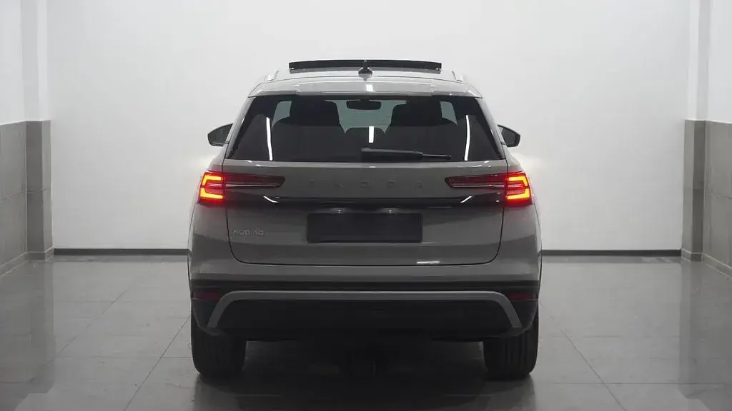 Gebraucht Skoda Kodiaq Selection 150 PS (110 kW) 2025 Grau SUV
