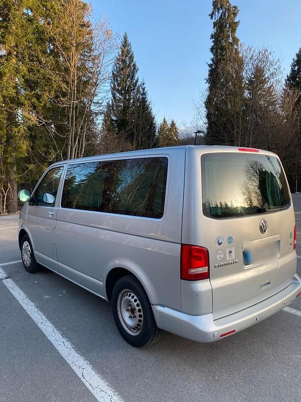 Gebraucht VW T5 102 PS (75 kW) 2010 Silber Van