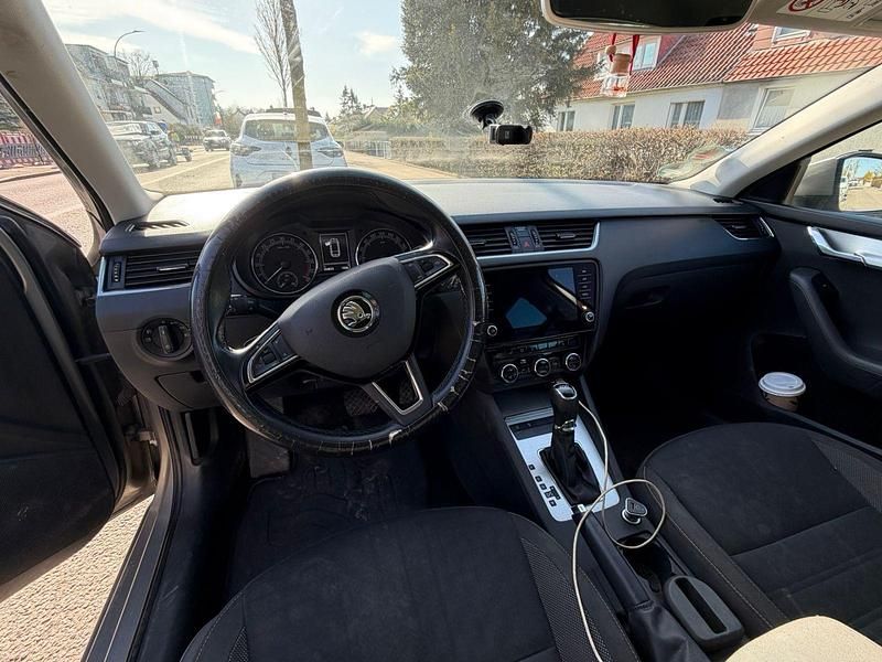 Gebraucht Skoda Octavia 115 PS (84 kW) 2019 Andere farben Kombi