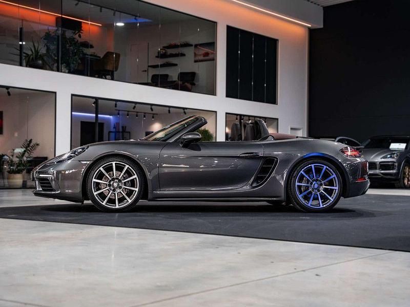 Gebraucht Porsche 718 Boxster 299 PS (219 kW) 2018 Grau Cabrio