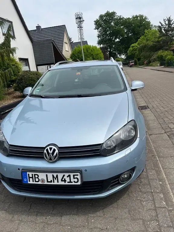 Gebraucht VW Golf VI Exclusive 105 PS (77 kW) 2009 Blau Kleinwagen