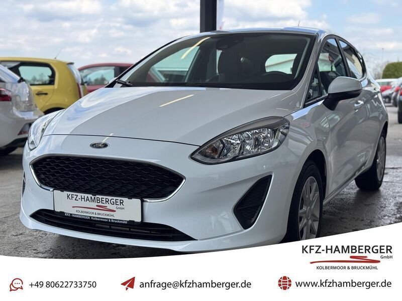 Weiß Gebraucht 2018 Ford Fiesta Trend Kleinwagen | 9.950 € (Fairer Preis) - Bild 1/4