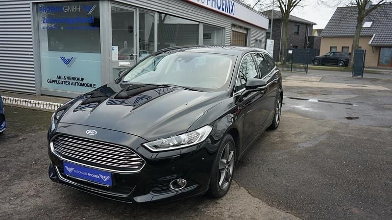 Gebraucht Ford Mondeo Titanium 179 PS (131 kW) 2018 Schwarz Kombi